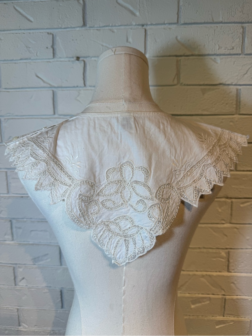Vintage 90 White Battenberg Lace Bib Collar Victorian Womens S/M - Picture 4 of 11